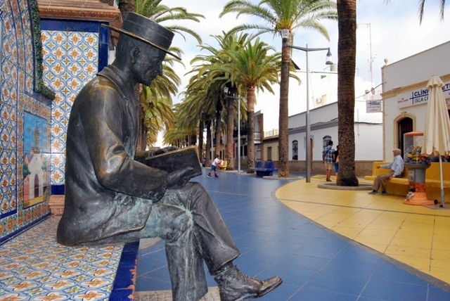 Monumento a la Cultura y el Saber ok