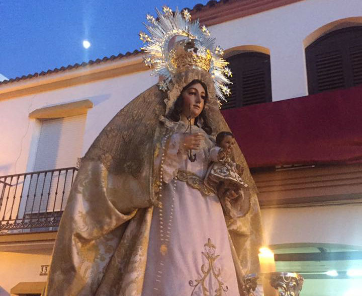 La Esperanza camino de su nuevo 'hogar'