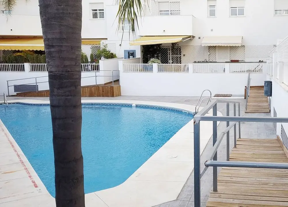 Piscina comunitaria de la provincia de Huelva.