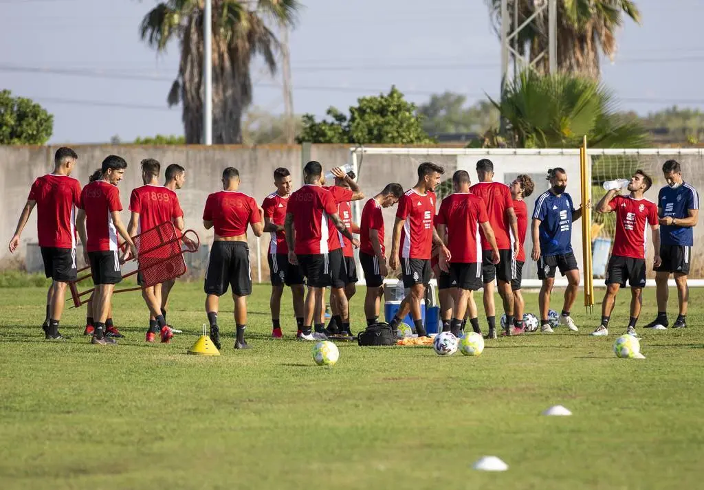 HUELVA, 12/08/20 HUELVA - ENTRENAMIENTO REAL CLUB RECREATIVO DE HUELVA .
Foto: ALBERTO DIAZ