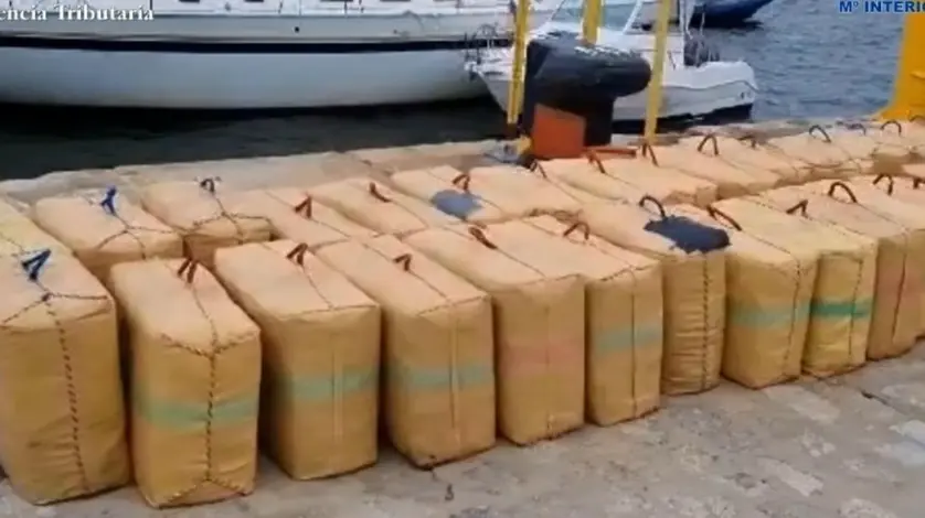 Droga incautada en una operaci&oacute;n contra el narcotr&aacute;fico de la Guardia Civil / Imagen de archivo