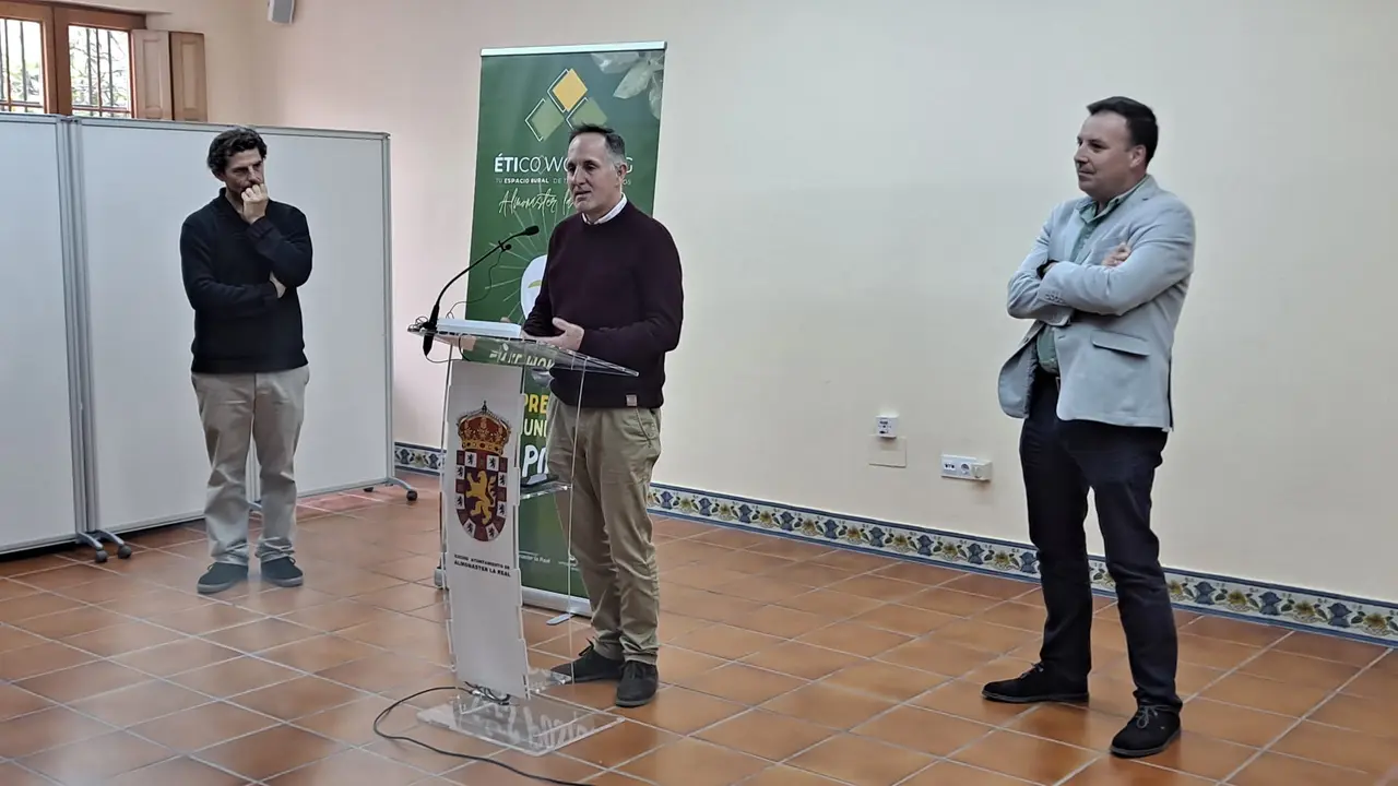 Inauguraci&oacute;n del coworking en Almonaster la Real