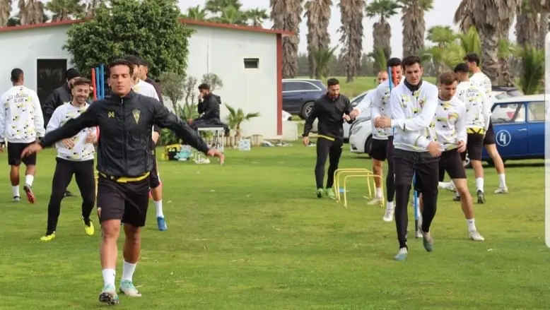 El San Roque de Lepe cae derrotado contra el UCAM Murcia por 2-0 y la salvaci&oacute;n se antoja 'misi&oacute;n imposible'