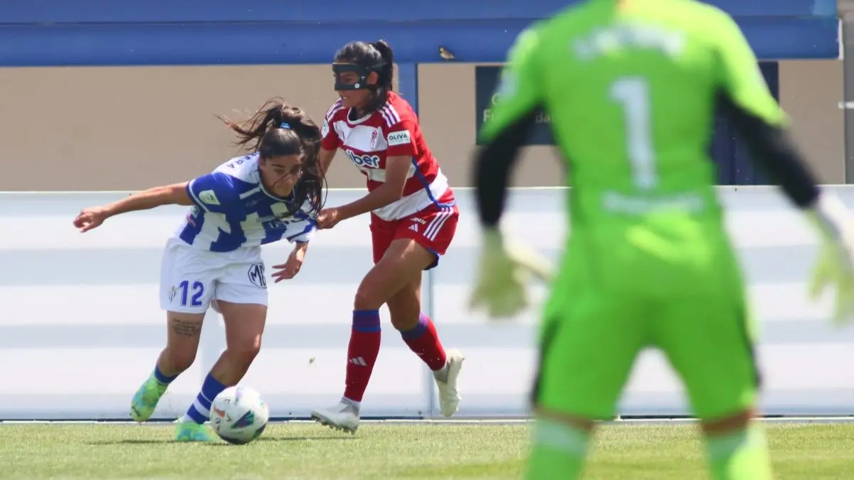 B&aacute;rbara L&oacute;pez es una de las mayores promesas de las espartanas y ser&aacute; muy importante para intentar regresar a la Liga Finetwork, el pr&oacute;ximo curso. Fuente: Twitter oficial del Sporting de Huelva