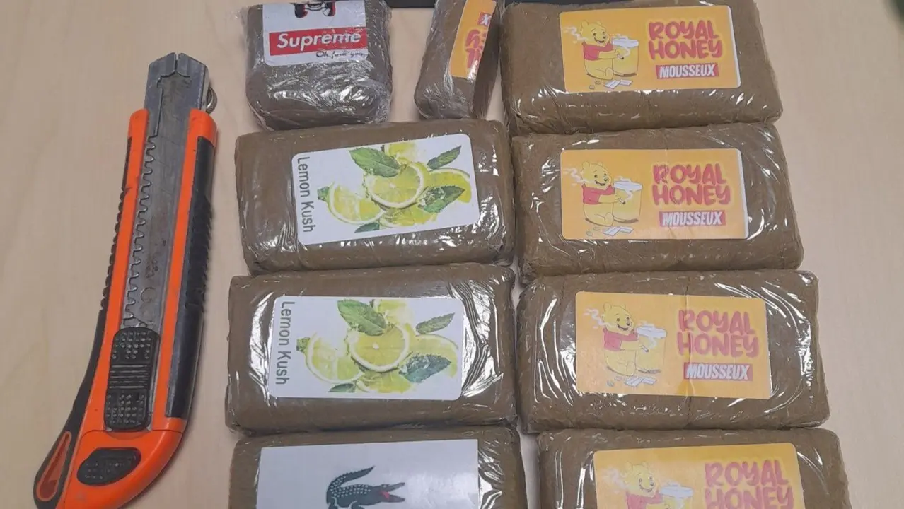 Droga incautada al conductor en Moguer