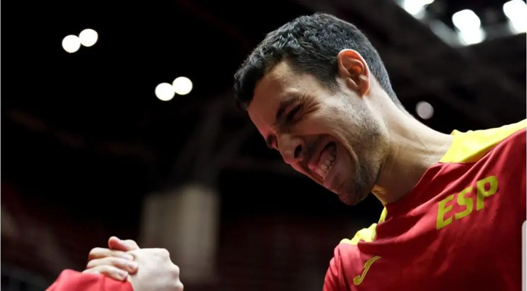 &Aacute;lvaro Robles escala 15 posiciones en el ranking mundial situ&aacute;ndose en el puesto 32. Fuente: Instagram oficial de &Aacute;lvaro Robles y de la Real Federaci&oacute;n Espa&ntilde;ola de Tenis de Mesa