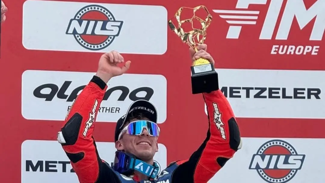 El andaluz brill&oacute; en Piemonte con un meritorio tercer puesto en la categor&iacute;a rookie y una octava posici&oacute;n en la general. Fuente: Instagram personal de Paquito G&oacute;mez