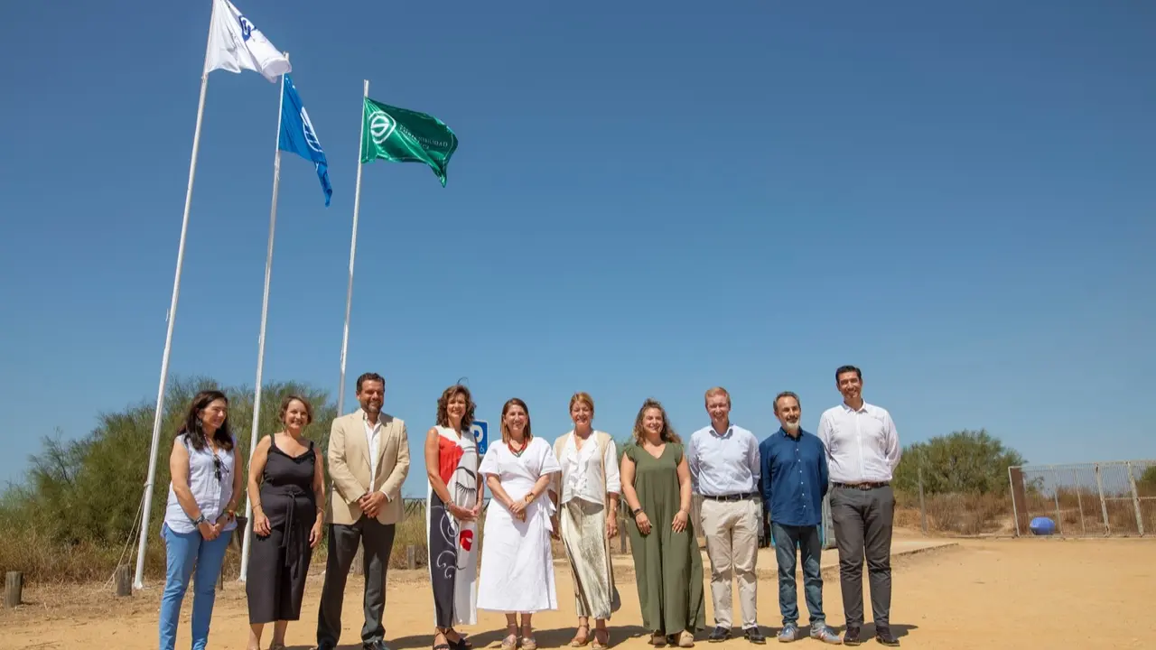 Izado de las banderas
