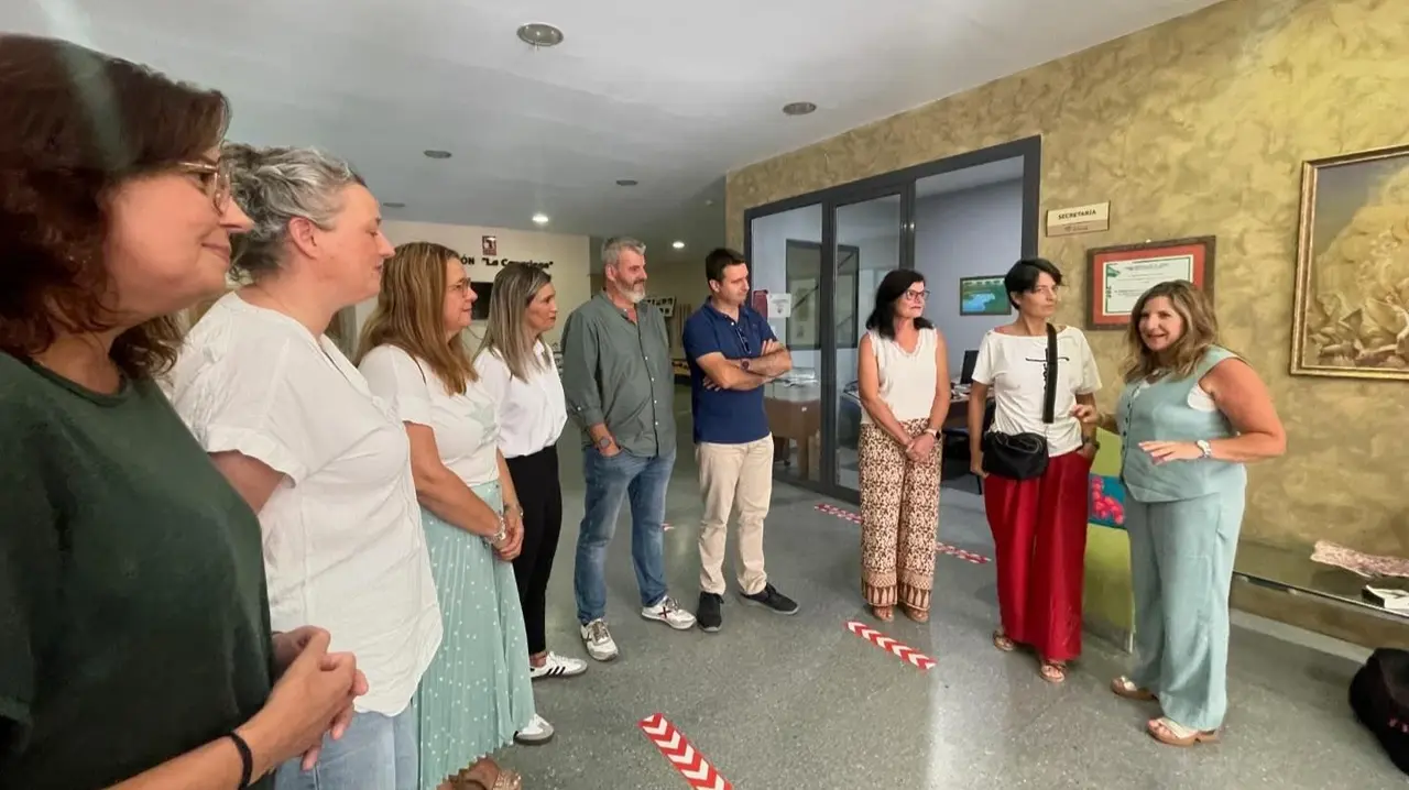 Visita del PSOE-A a la asociaci&oacute;n. Fuente: PSOE Huelva.
