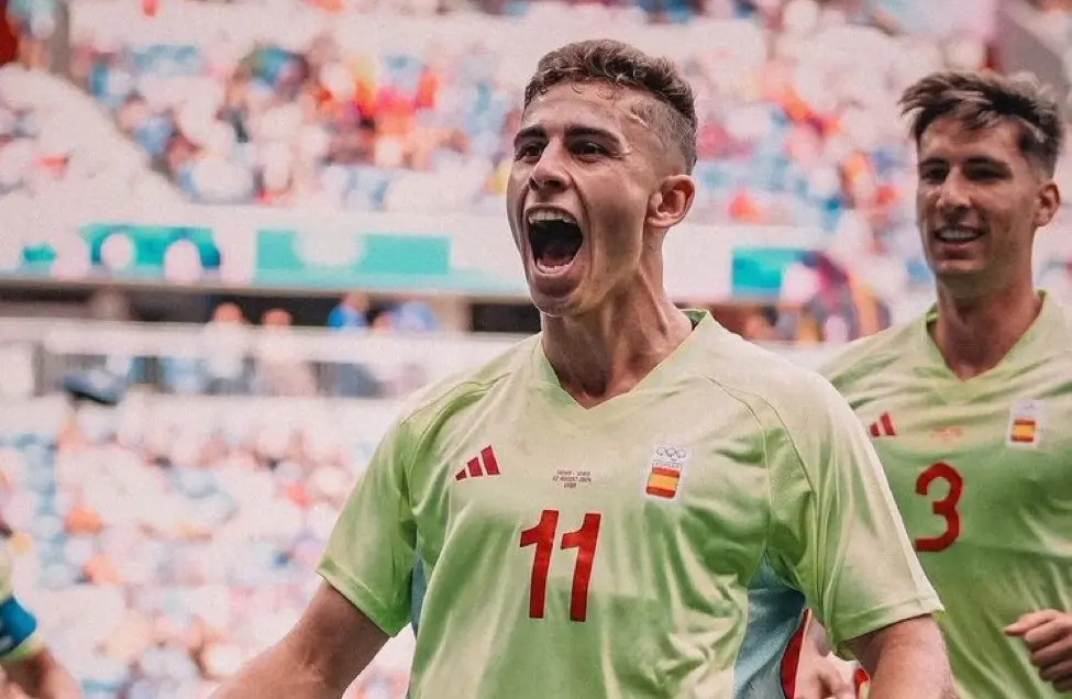 Ferm&iacute;n L&oacute;pez muestra su eforia tras la medalla ol&iacute;mpica