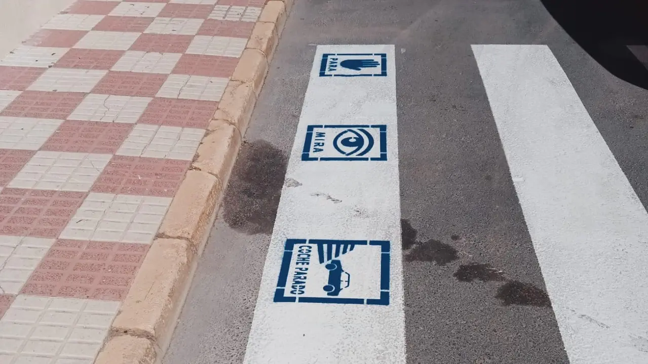 Paso de peatones en Almonte. Fuente: Ayuntamiento.