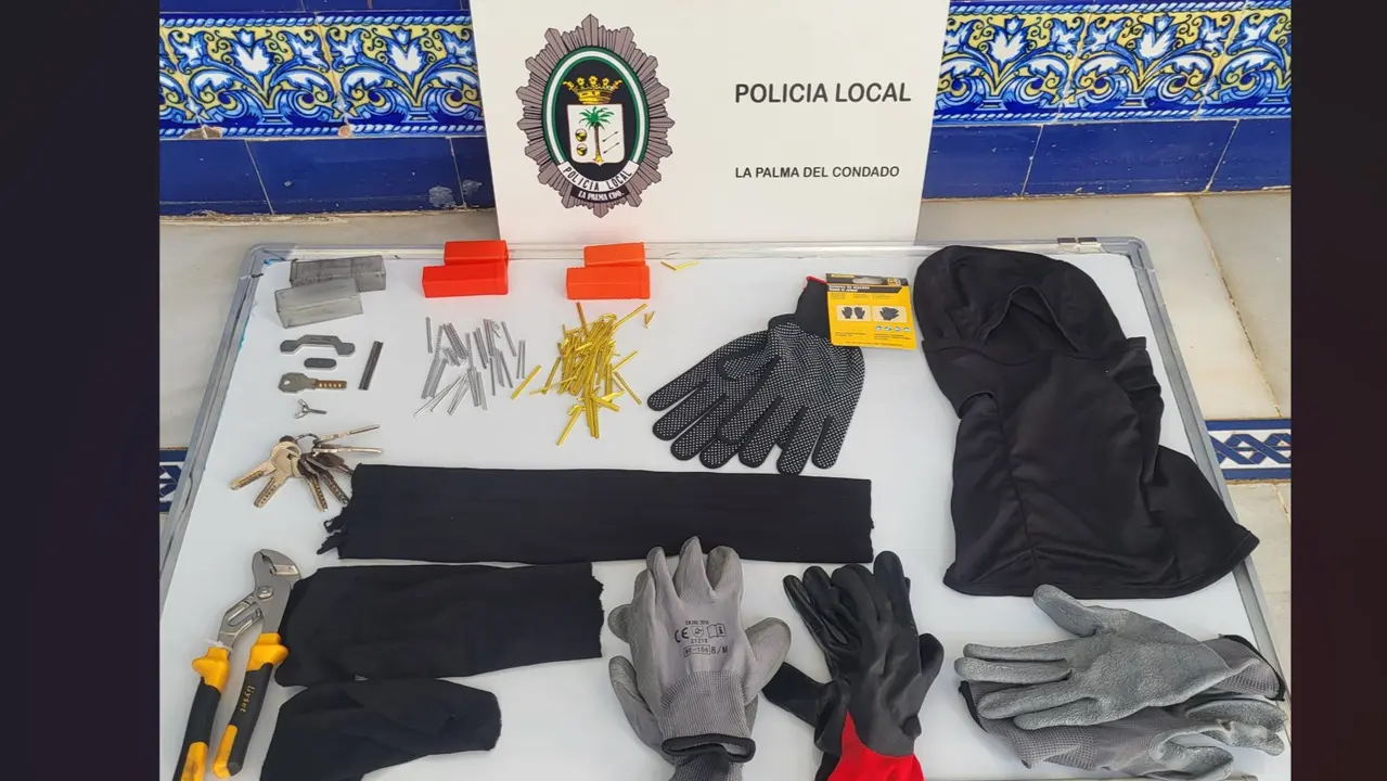 Efectos aprehendidos a los implicados. Fuente: Polic&iacute;a Local.