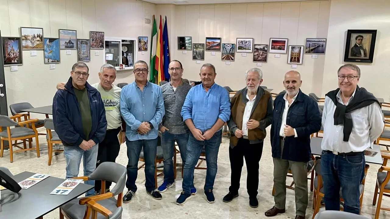 Inauguraci&oacute;n de la exposici&oacute;n en Nerva