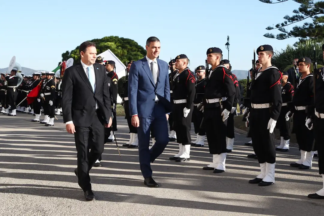 S&aacute;nchez y Montenegro a su llegada a Faro