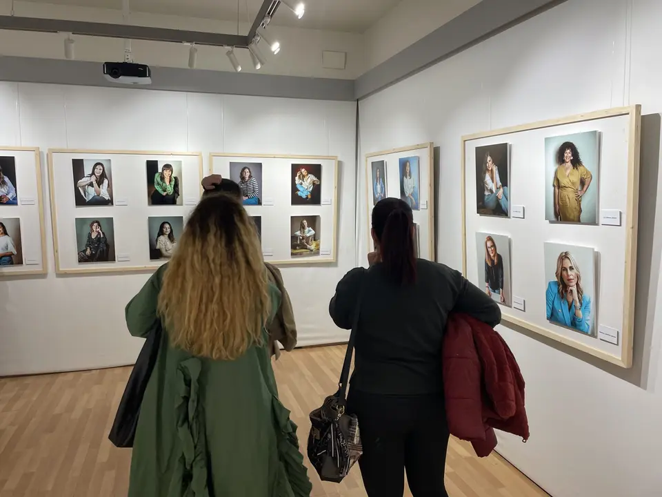 Exposici&oacute;n 'Pioneras', de Paco Gil | APH