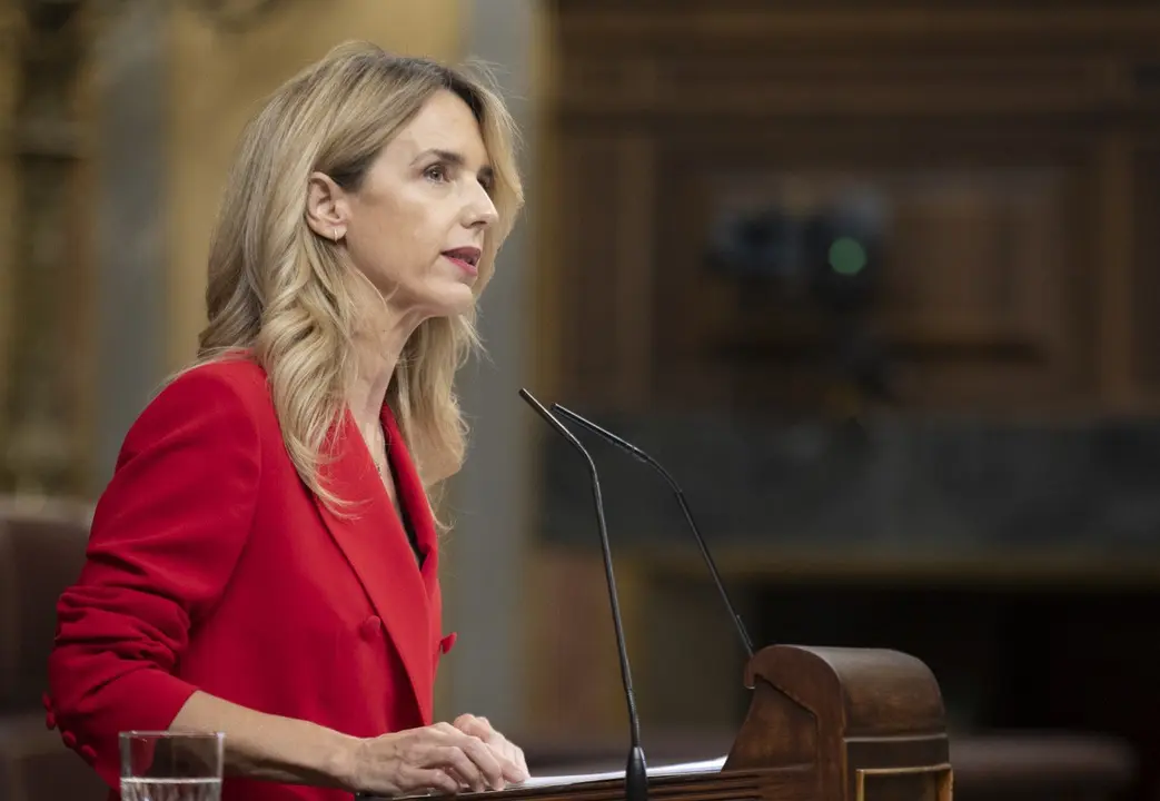 Cayetana &Aacute;lvarez de Toledo interviene en el Congreso