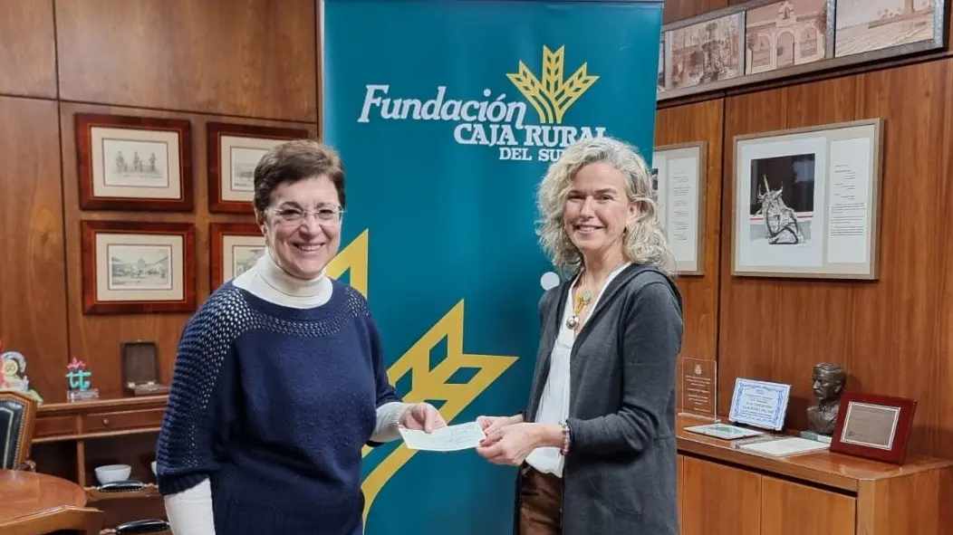 Entrega de lo recaudado en el Concierto L&iacute;rico de Navidad a la Parroquia de Villarrasa