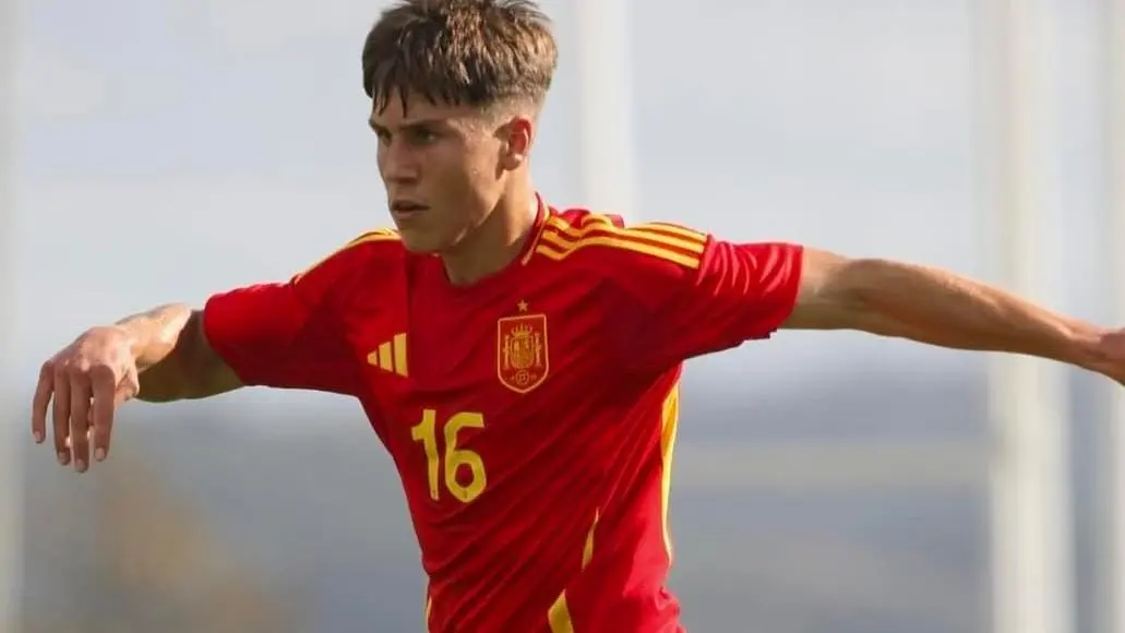 Davinchi con la sub-18. Fuente: Instagram de Davinchi