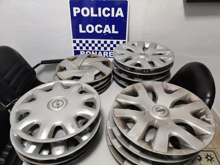 Nuevos tapacubos recuperados en el Condado
