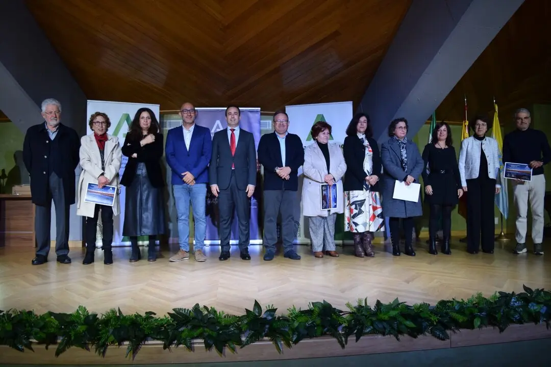Homenaje a jubilados de la ense&ntilde;anza | Junta
