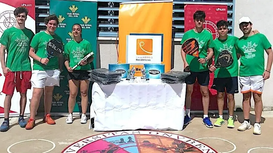 Torneo de p&aacute;del Residencia Universitaria | UHU