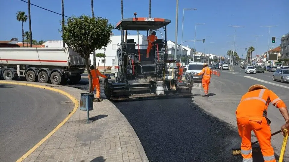 Arreglo de carretera entre Lepe-El Terro&oacute;n. Fuente: Diputaci&oacute;n de Huelva