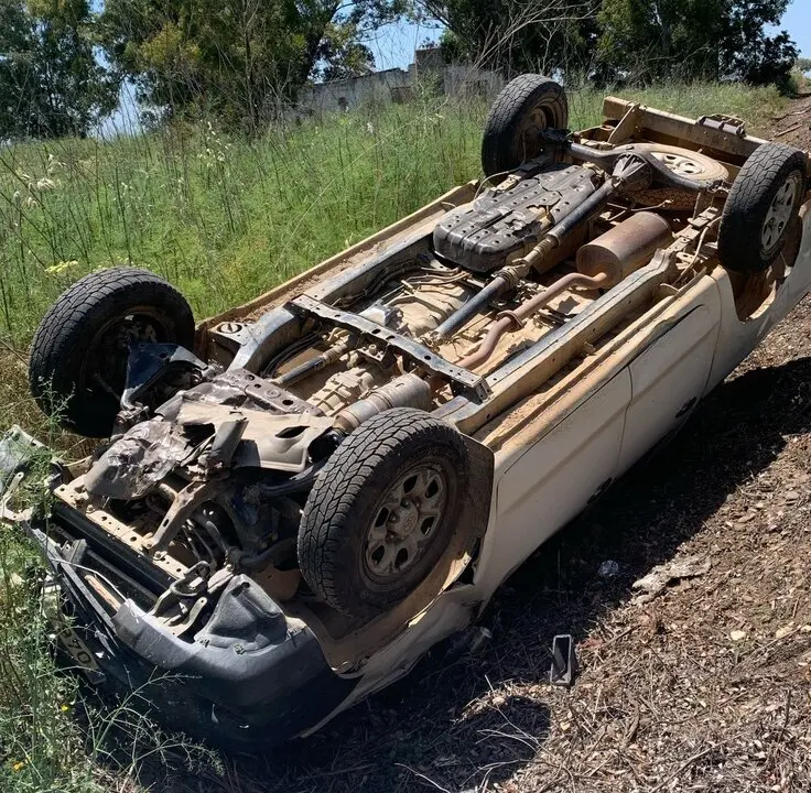 El coche volc&oacute; tras el accidente