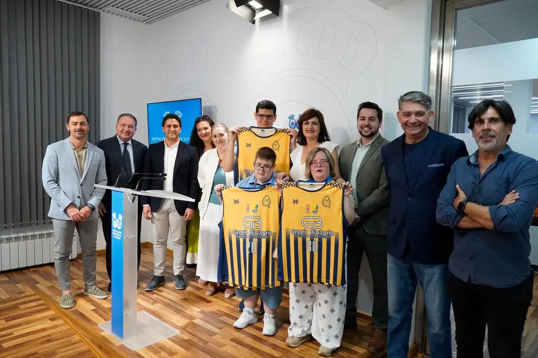 Baloncesto inclusivo en Moguer. Fuente: Diputaci&oacute;n de Huelva