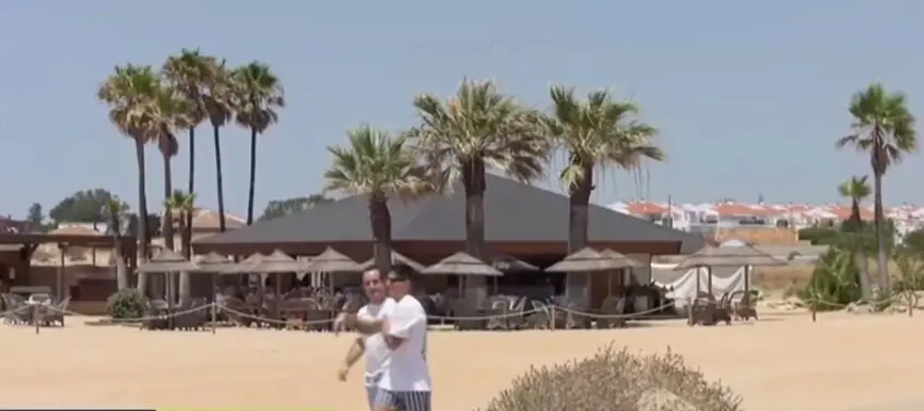Chiringuito de Punta Umbr&iacute;a. Fuente: V&iacute;deo de Andaluc&iacute;a Directo en Facebook