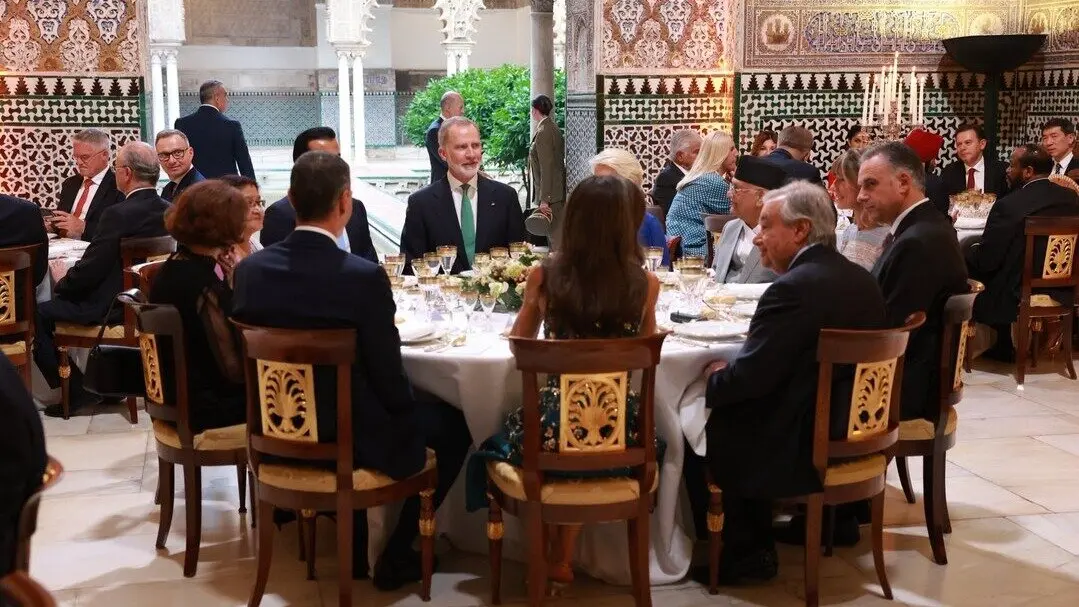 Cena de la Cumbre de la ONU en el Real Alc&aacute;zar de Sevilla. Fuente: