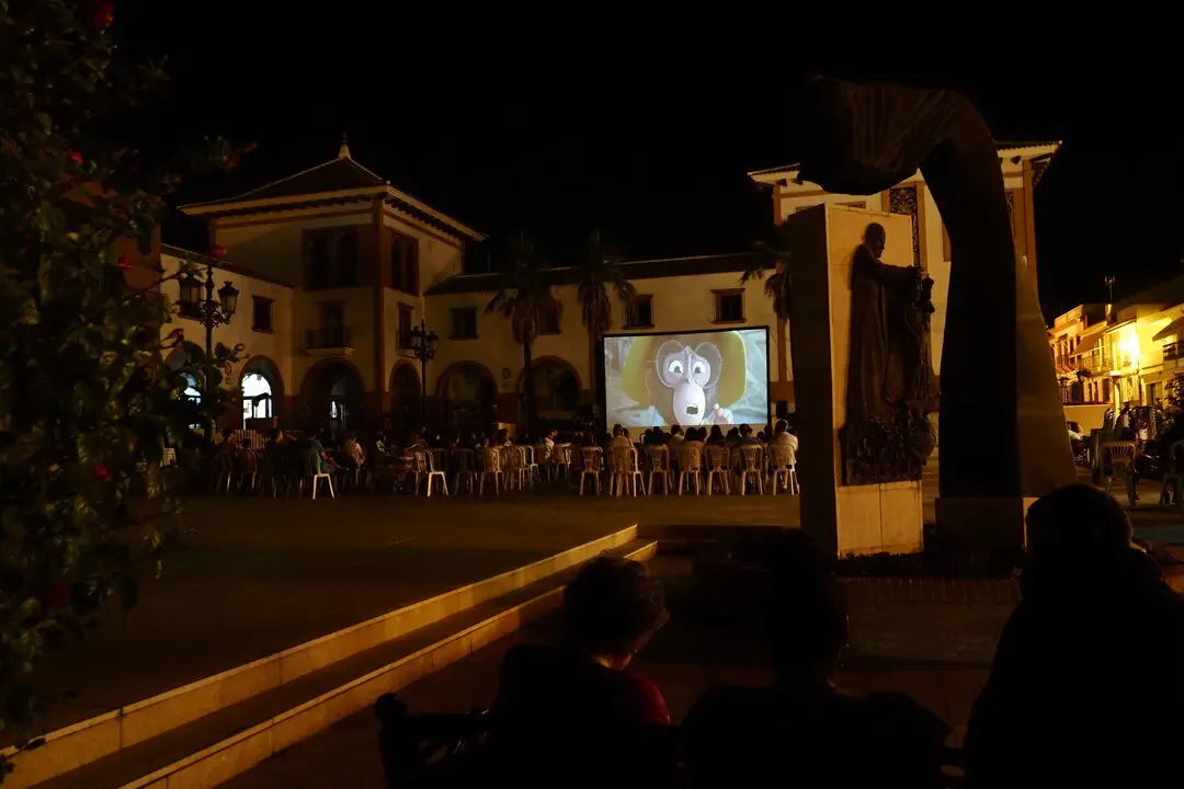 Cines de verano en Mazag&oacute;n y Palos de la Frontera. Fuente: Ayuntamiento de Palos de la Frontera.