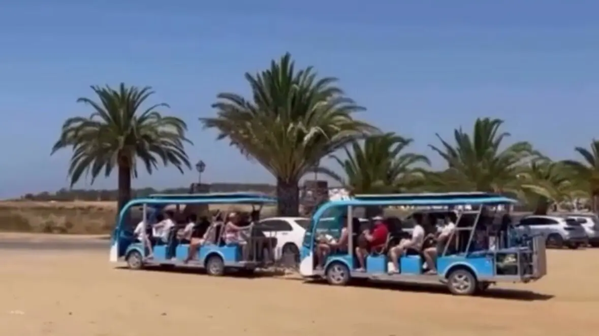 Tren el&eacute;ctrico a Nueva Umbr&iacute;a. Fuente: Ayto. Lepe