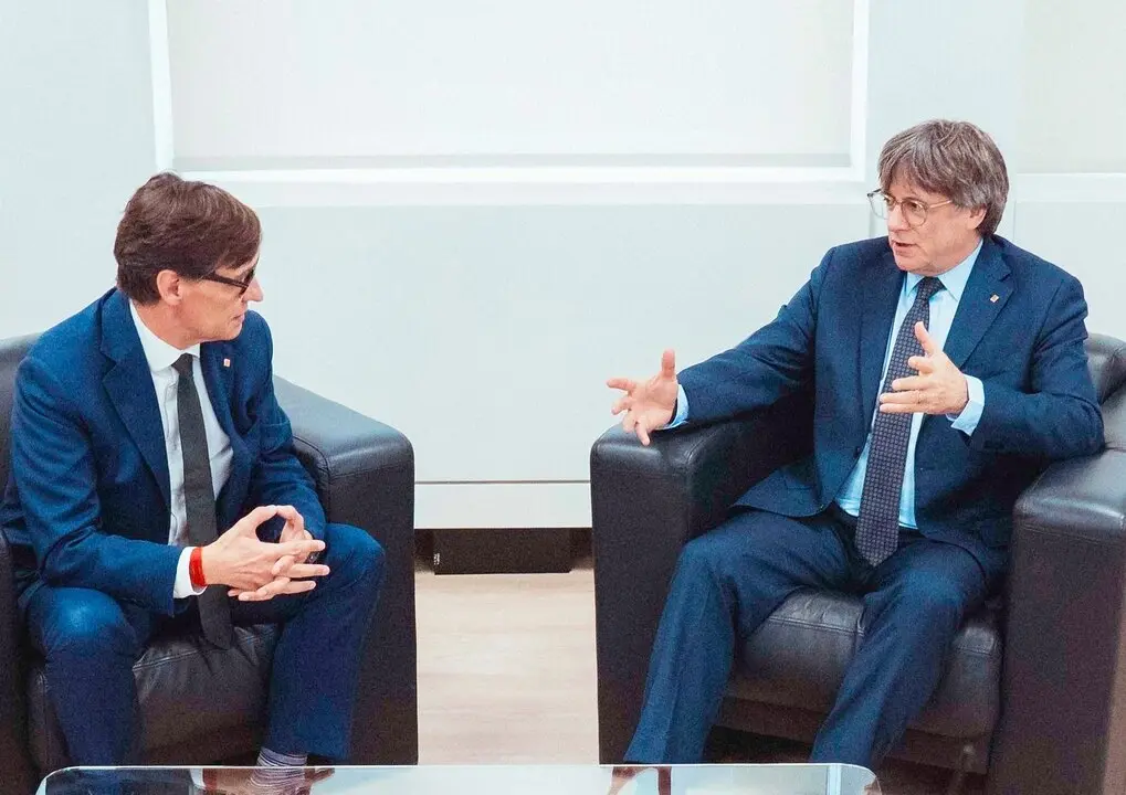 Puigdemont e Illa