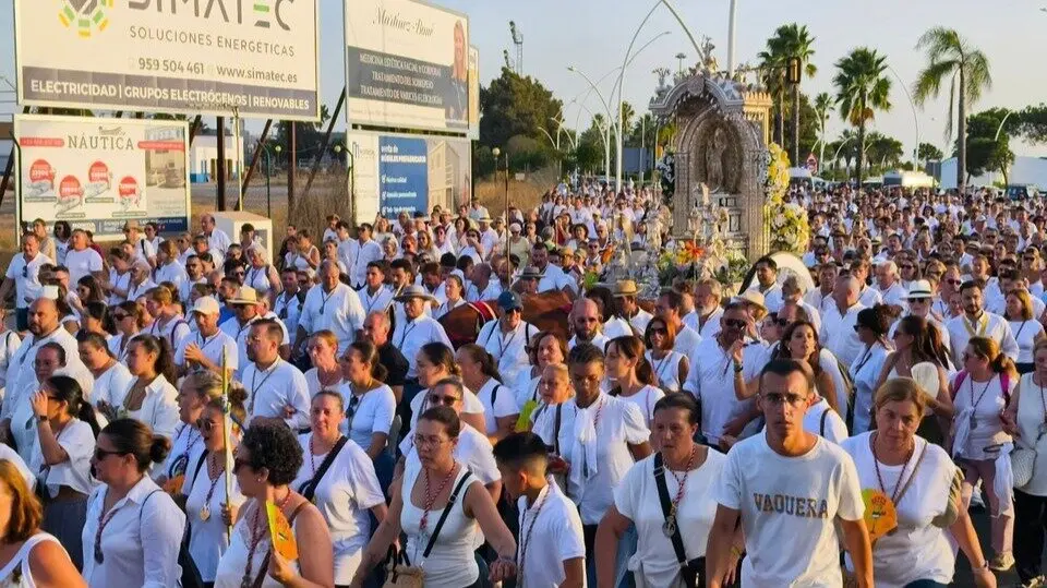 Los palermos acompa&ntilde;an a la Virgen de los Milagros a Huelva. Fuente: Facebook Miguel &Aacute;ngel Mu&ntilde;oz