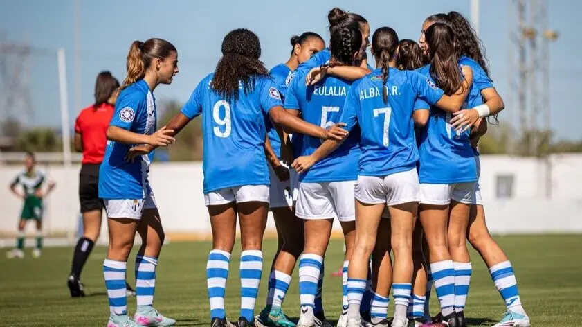 Sporting de Huelva en uno de los encuentros disputados. Fuente: Sporting de Huelva.