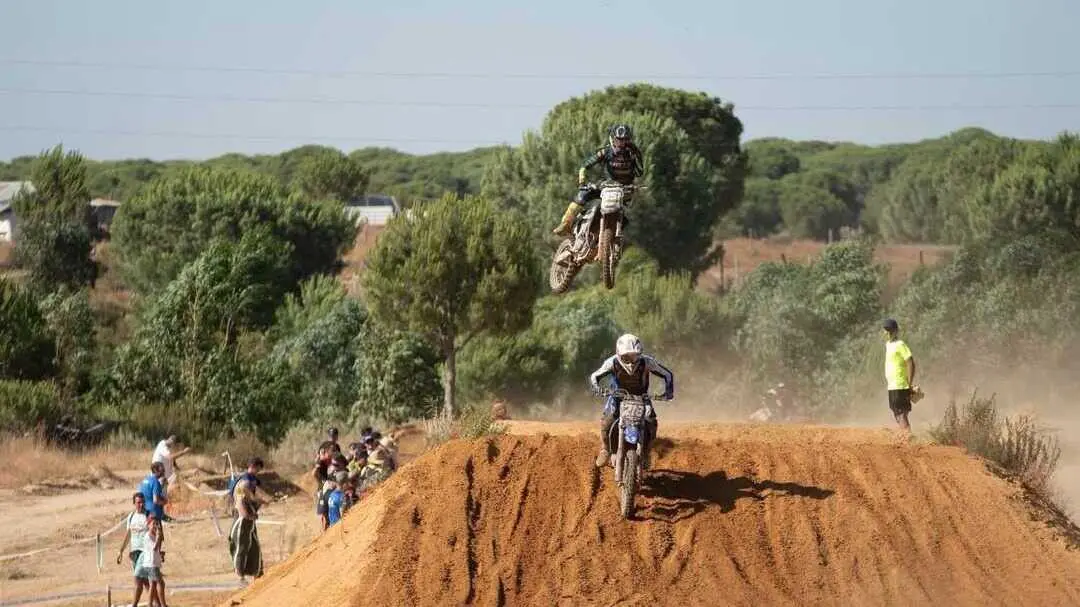 Motocross. Fuente: Facebook Paco Bella