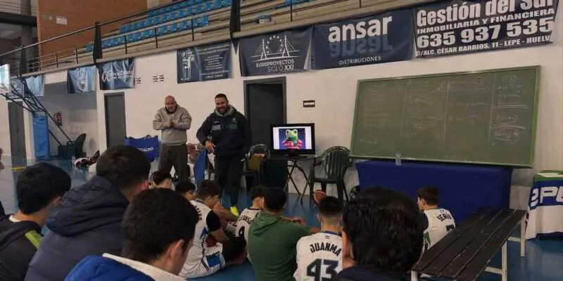 Clinic Formativo de Navidad organizado por Lepe Alius. Fuente: Canalcosta