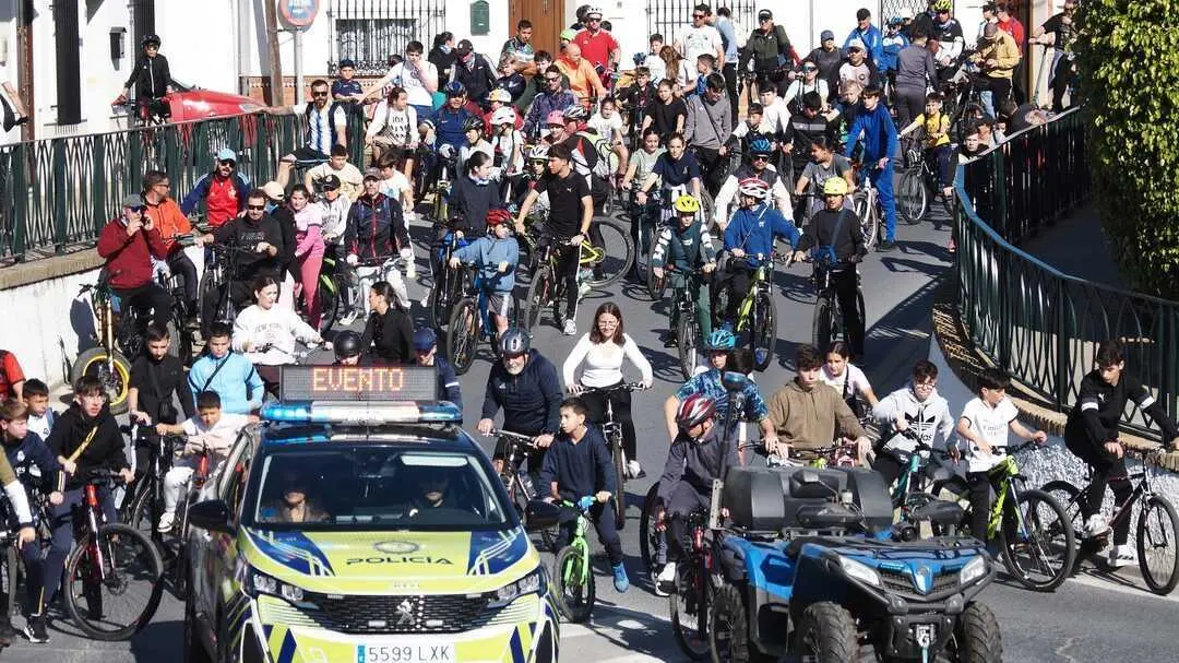 D&iacute;a de la Bici en Palos. Fuente: Facebook Ayto. Palos