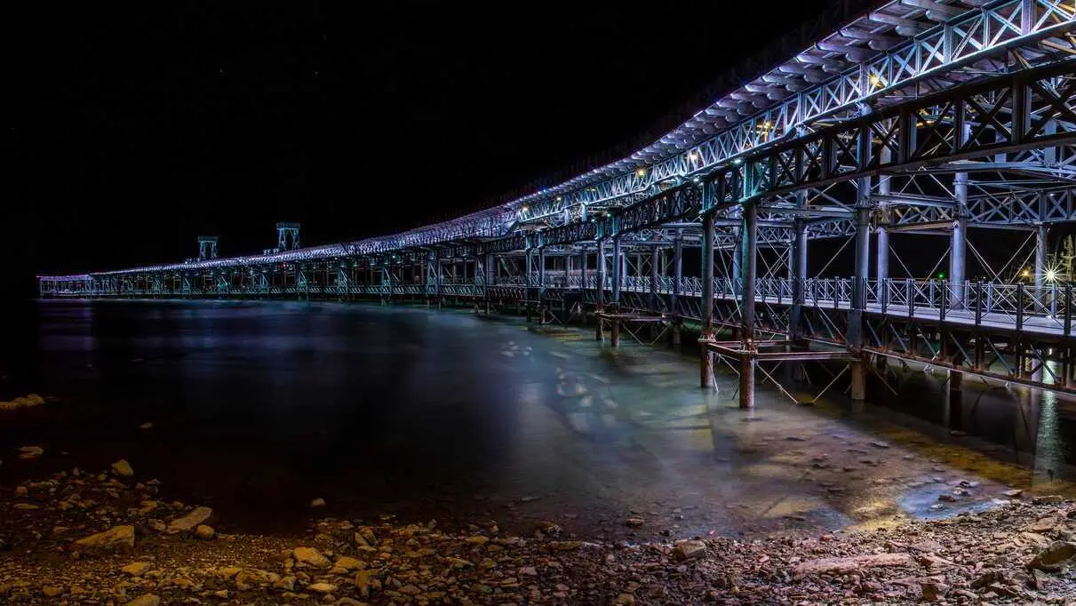 Muelle del Tinto: Fuente Alberto D&iacute;az