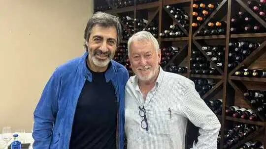 Juan del Val visita el Portichuelo para comer. Fuente: Facebook Restaurante Portichuelo