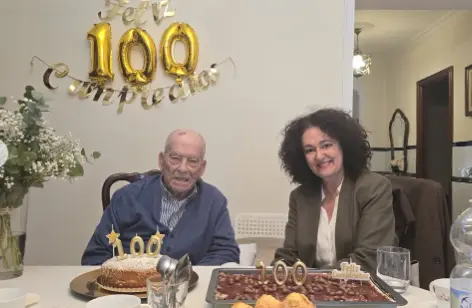 Homenaje a Cayetano Quintero por cumplir 100 a&ntilde;os en Gibrale&oacute;n. Fuente: Ayto. Gibrale&oacute;n