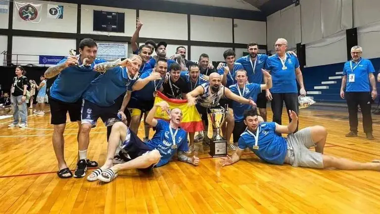 El CDS Huelva se convierte en campe&oacute;n del mundo. Fuente: Imagen cedida a Huelva Hoy.