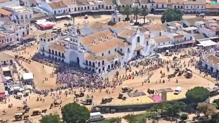 La presentaci&oacute;n de las hdades desde el aire