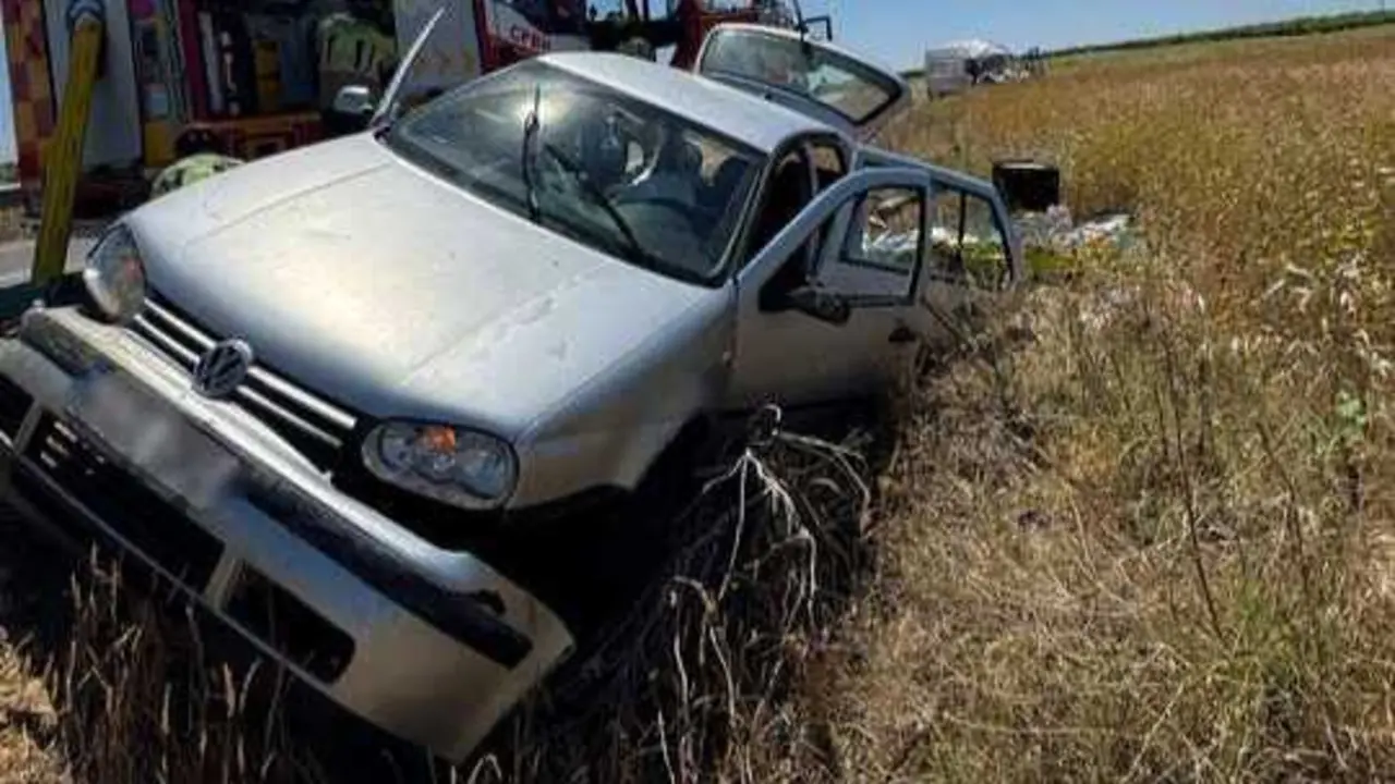 Accidente en la HU-4104. Fuente: Sab Bomberos Huelva Provincia
