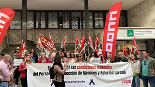 Concentraci&oacute;n contra las agresiones a trabajadores en centros de menores