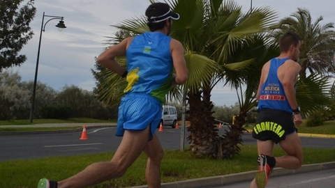 Carrera popular en Bonares.