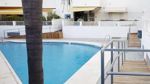 Piscina comunitaria de la provincia de Huelva.