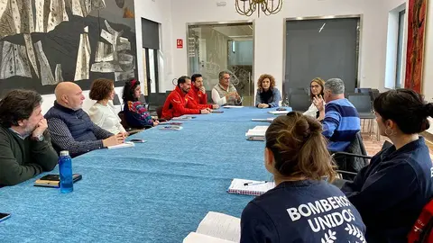 La Mesa de Coordinaci&oacute;n de la Ayuda Humanitaria con la Cruz Roja, BUSF y otras entidades