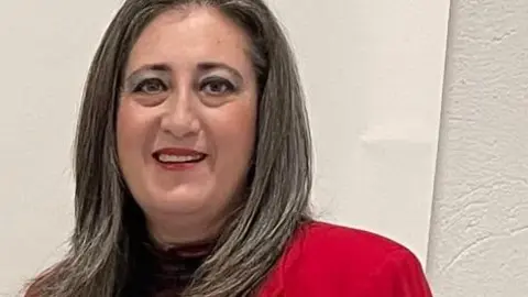 GENOVEVA FERN&Aacute;NDEZ