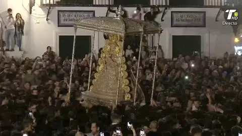 La Virgen del Roc&iacute;o ya est&aacute; en la calle tras el salto
